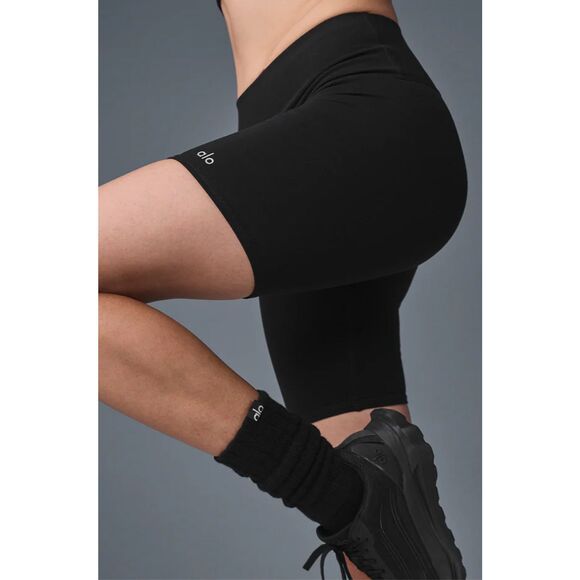 SOLD- Alo Yoga Bike Shorts - Picture 4 of 9